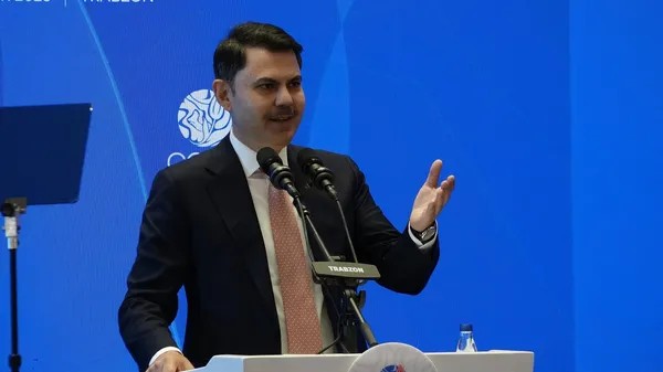 Bakan Kurum’dan Kritik Uyarı! Okyanuslarımızın Geleceği Risk Altında